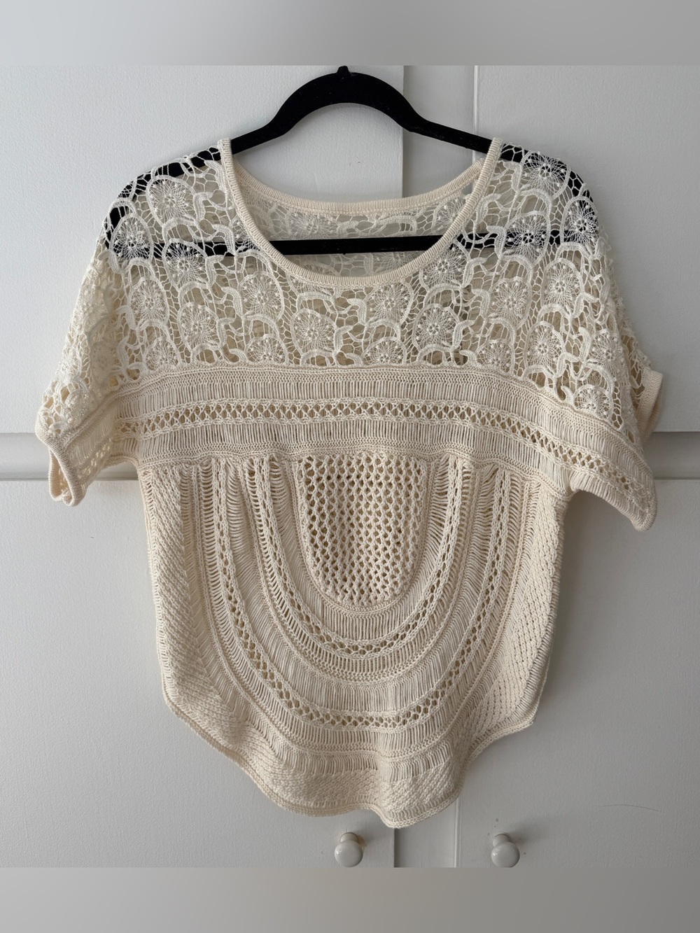 Chico's Cream Crochet Knit Short Sleeve Tunic